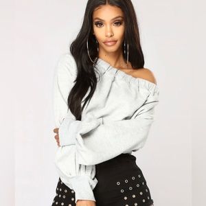 NEW grey off the shoulder sweater. Cupped write & bottom Elastic stretch on top